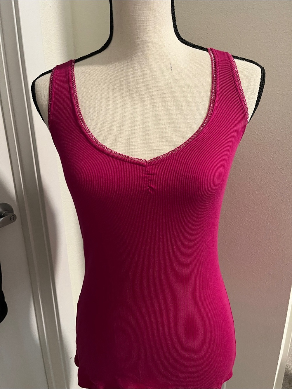 Express Y2K Sexy Basic Tank Pink Ribbed Tank Top 2000’s